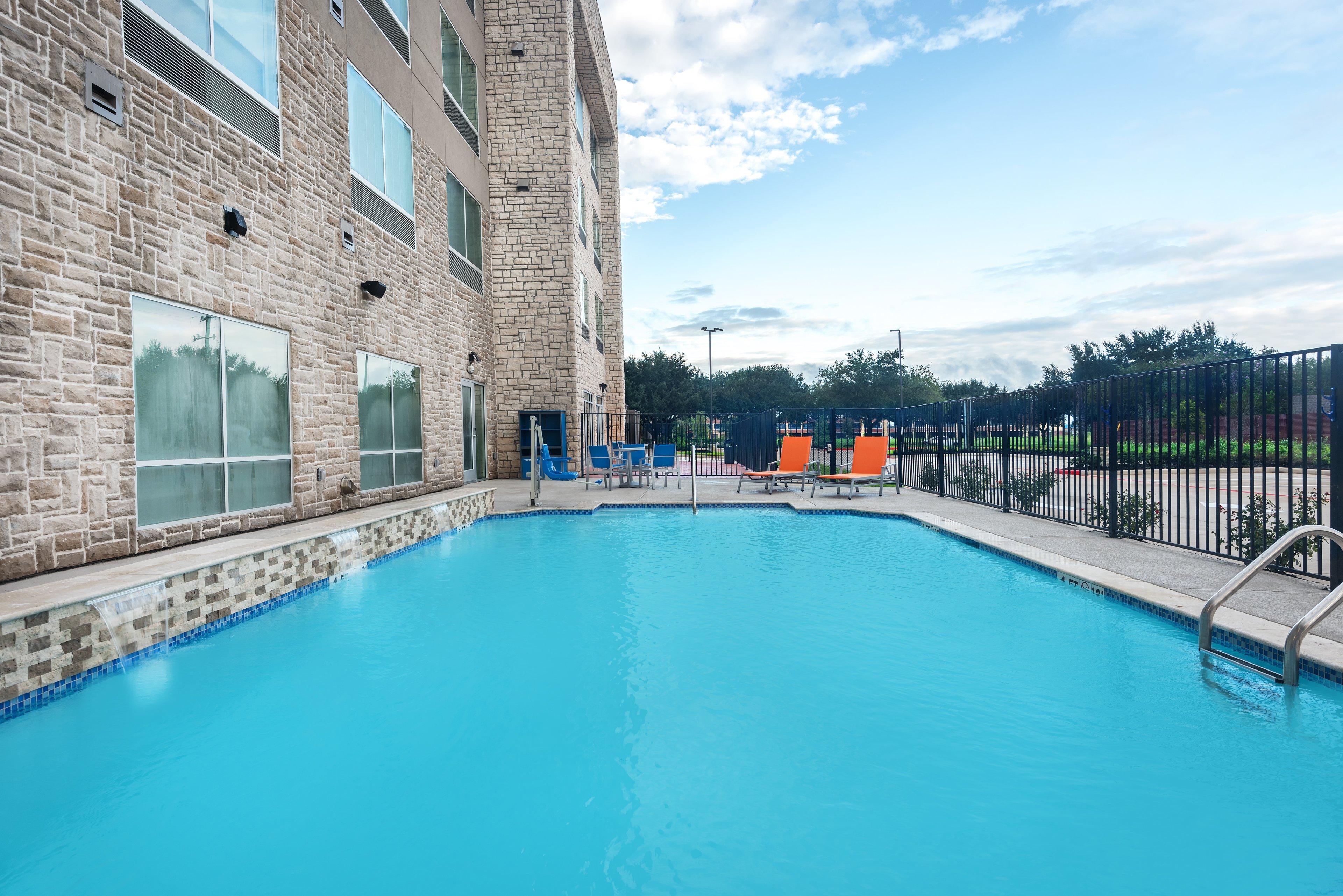 Holiday Inn Express & Suites- Sugar Land Se - Missouri City By Ihg מראה חיצוני תמונה